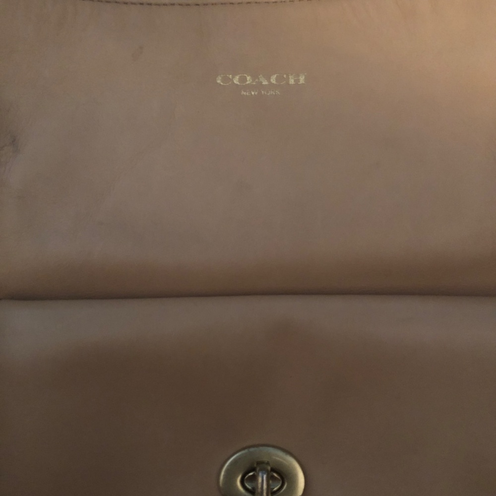 Coach Vintage Leather Bag - Picture 4 of 9
